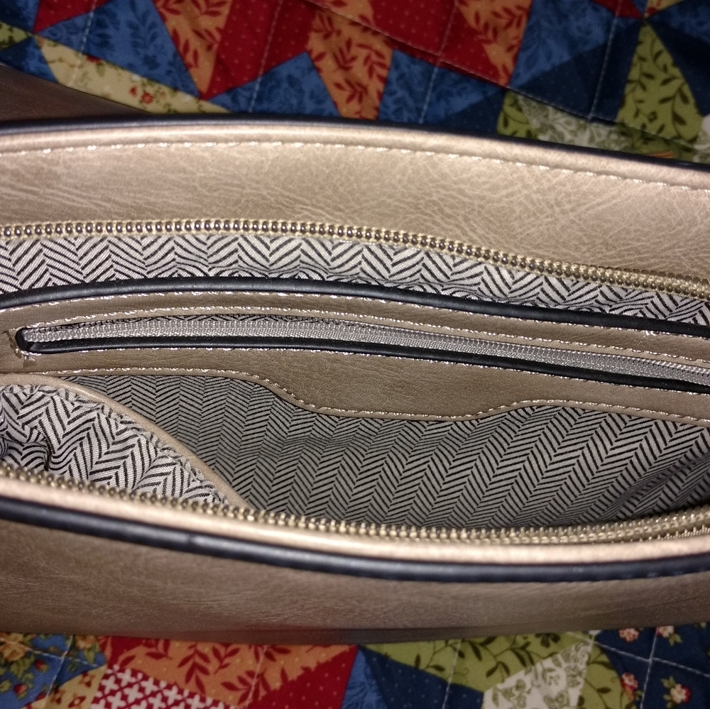 Handbag - Picture 3 of 3